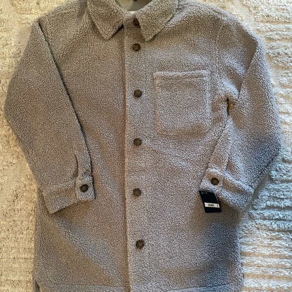 NWT cozy shacket - Picture 4 of 4